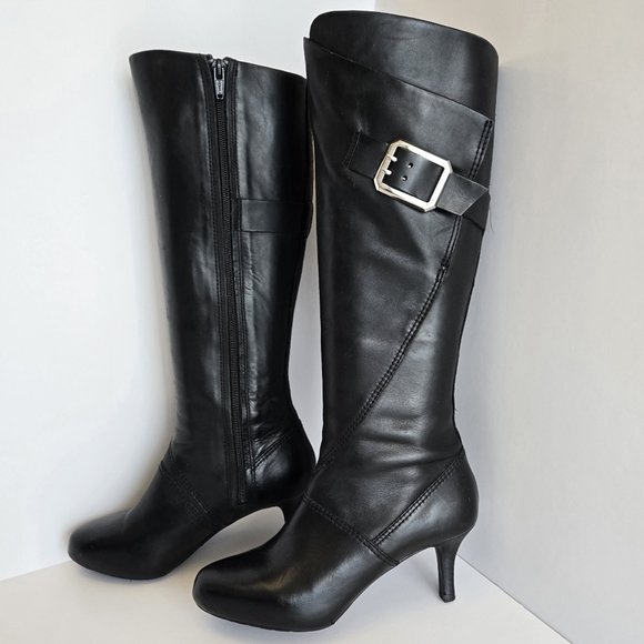 Rockport Kitten Heels Boots - Picture 9 of 11